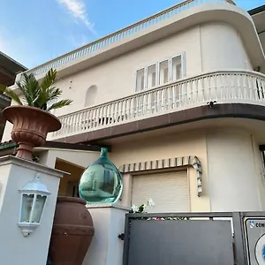 https://al-mare-54-luxury-guest-house.it-tuscanyhotel.com