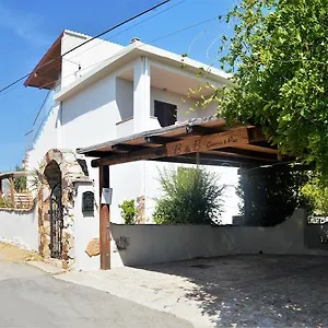 Gianni E Pia Bed & Breakfast Luogosanto